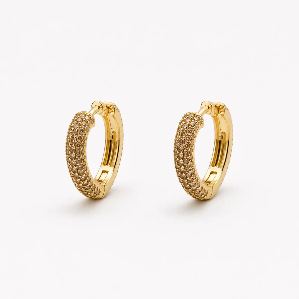 Premium Seri | Tam Tur Zirkon Taş Detaylı Gold Küpe